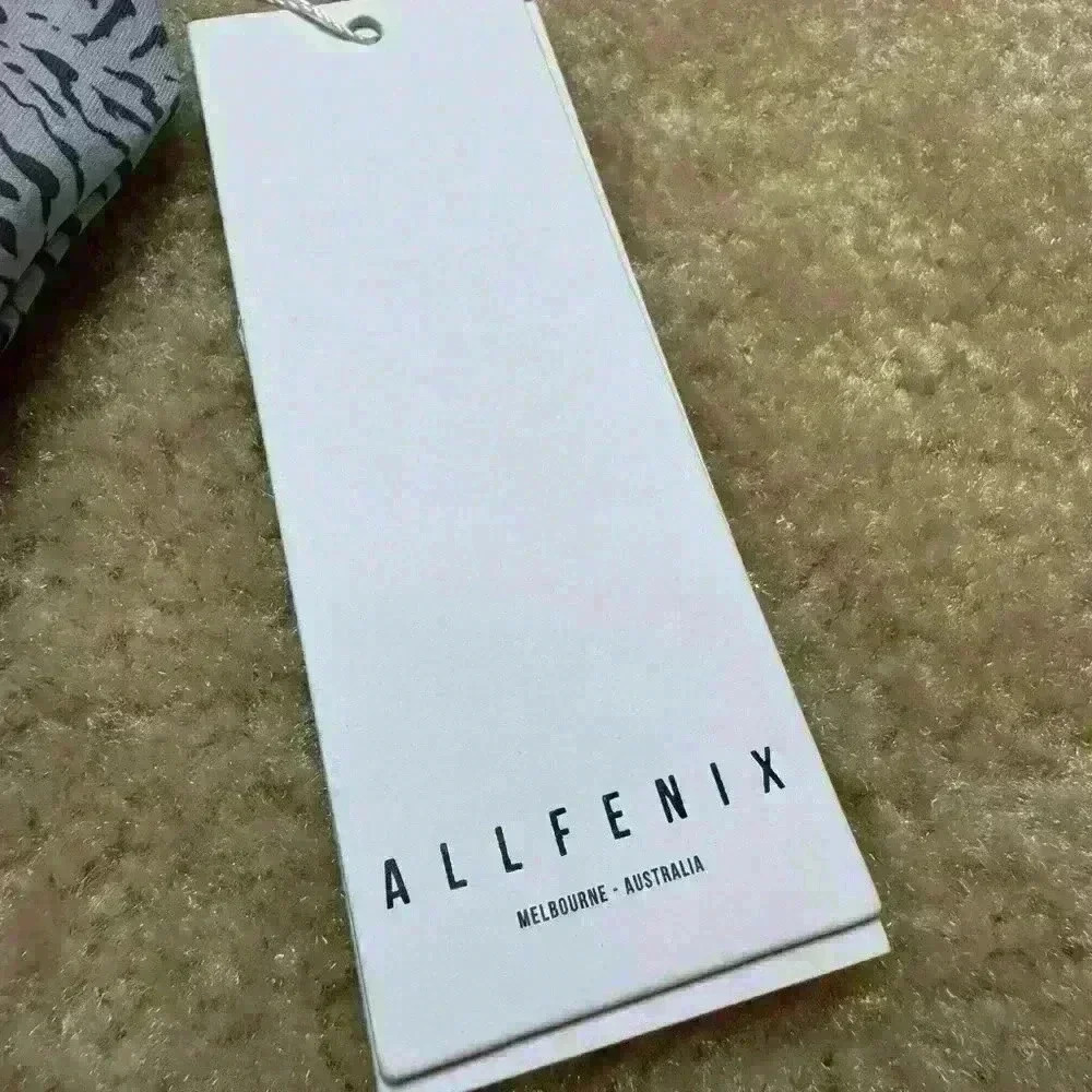 Allfenix Blue Powder Cheetah Sports Bra NWT Size Small - Picture 4 of 10